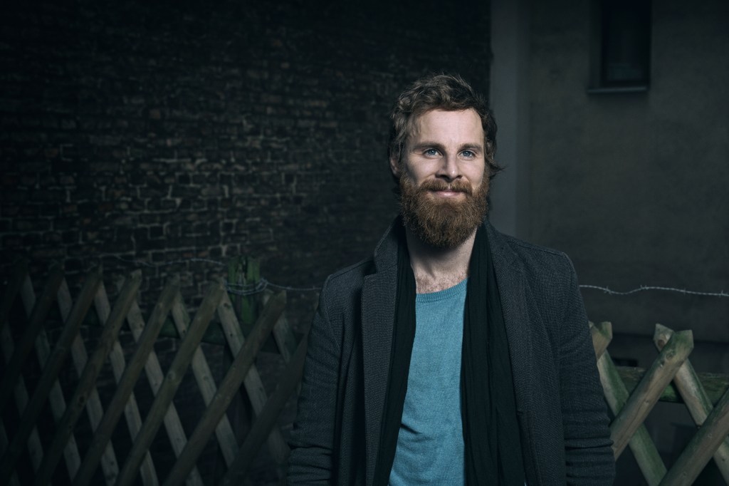 The Mixed-Tape | I Have A Tribe – La&nbsp;Neige