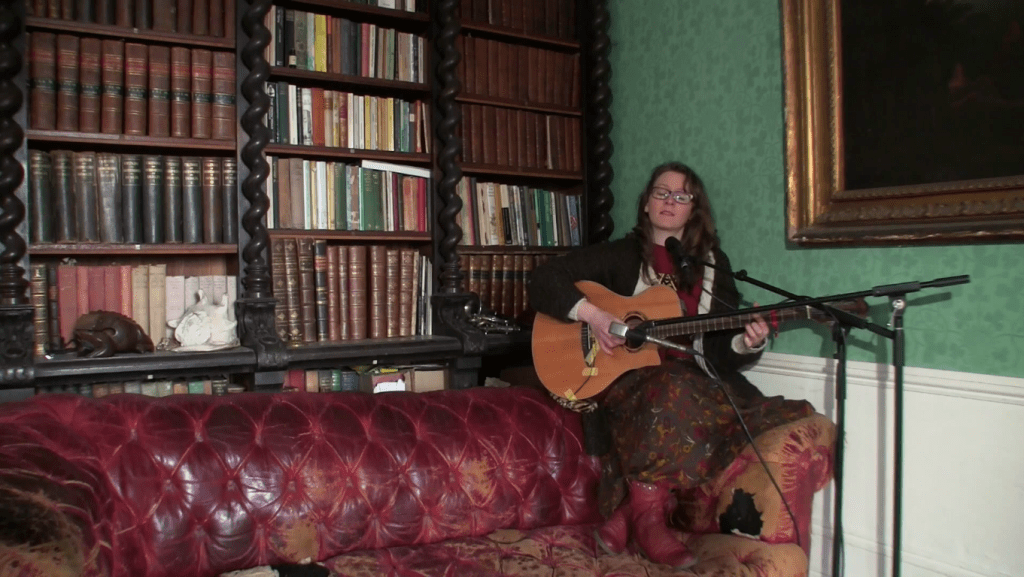 CXCW 2016 | Miriam Donohue performs ‘Morrigan’