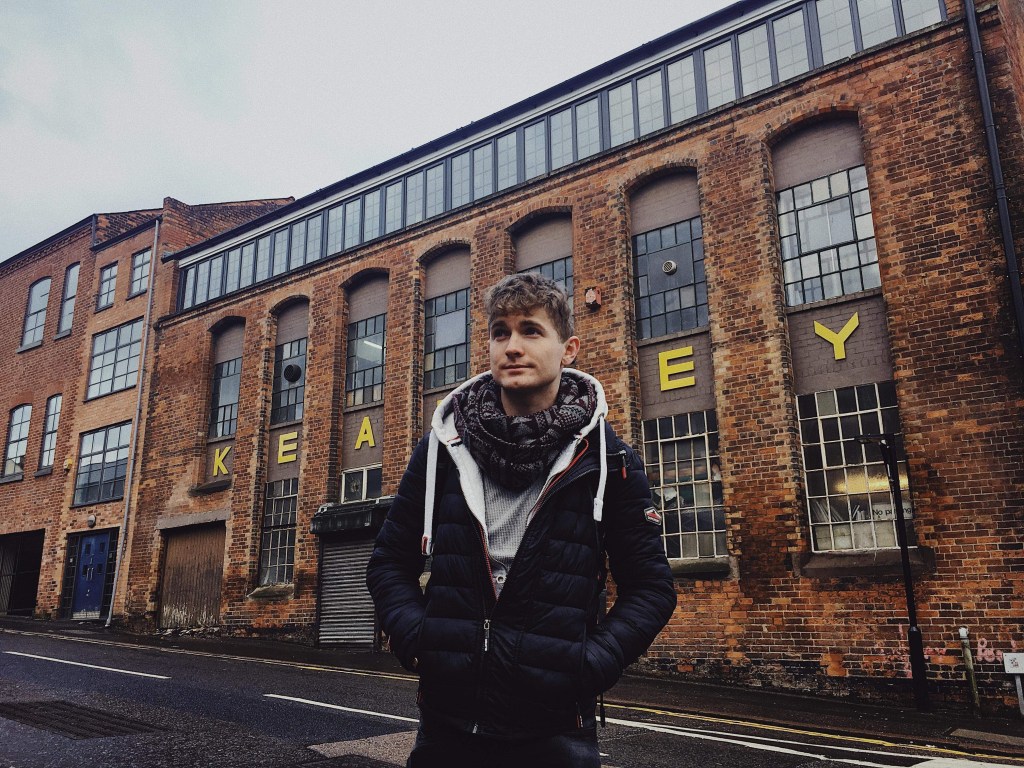 Watch | 1000 Beasts opens up sonic landscapes on ‘Lord (It’s Ok)’ with Janet&nbsp;Grogan