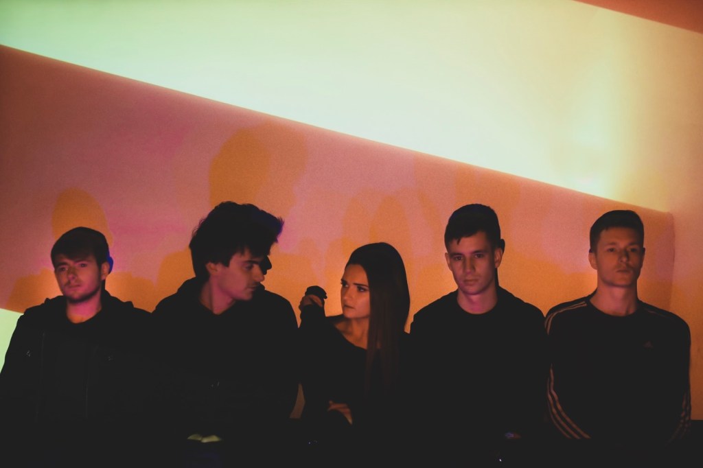 Premiere | BASQ deliver lush R&B sounds on ‘Love Comes Easy’ live at Orphan&nbsp;Studios