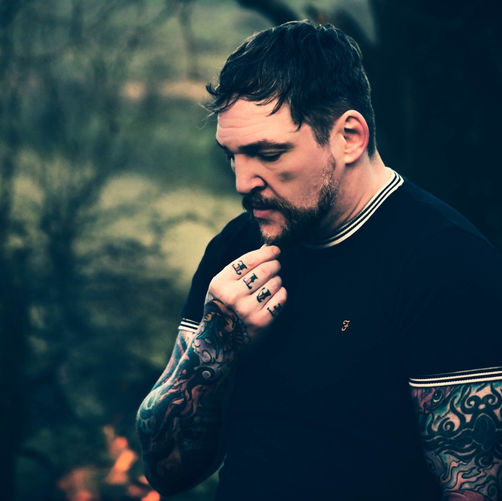 Q&A | Lee Rogers talks to TLMT about his new single ‘Silent&nbsp;Song’