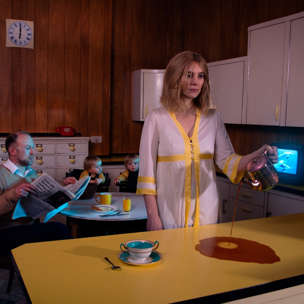 Review | “Life itself and everything in between” Soda Blonde – Small&nbsp;Talk